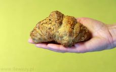 Croissant pełnoziarnisty