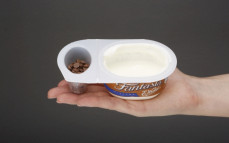 Porcja jogurtu Fantasia z czekoladą mleczną