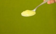 Łyżka kokosowego masła ghee