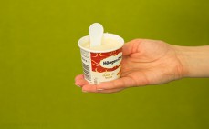 Porcja lodów Haagen-Dazs dulce de leche