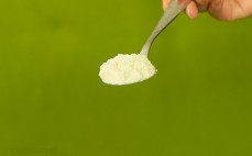 Łyżka odtłuszczonej mąki kokosowej
