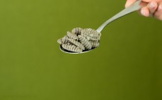 Łyżka ugotowanego makaronu gryczanego gnocchi