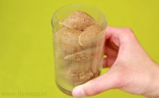 Szklanka ugotowanego makaronu żytniego muszle