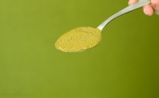 Łyżka masła z orzechów pistacjowych