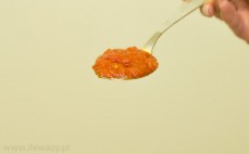 Łyżka pomidorów lekko podsmażonych