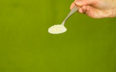 Łyżka płatków quinoa