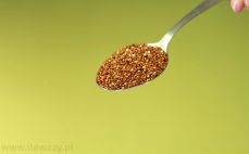 Łyżka kaszy quinoa red