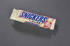Snickers white