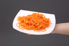 Porcja spaghetti z marchewki