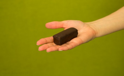 Batonik z masy twarogowo-kakaowej Magija