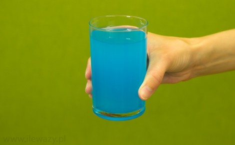 Napój izotoniczny iso plus o smaku tropic blue