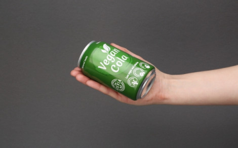 Vegan cola - napój gazowany o smaku coli z naturalną kofeiną