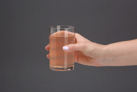 Vibe Vitamin Water Beat guarana, o smaku smoczego owocu i maliny