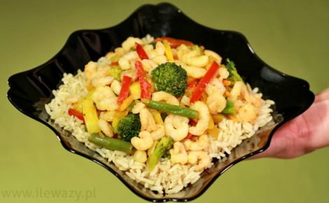 Krewetki z warzywami i ryżem