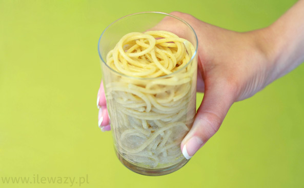 Makaron razowy spaghetti ugotowany